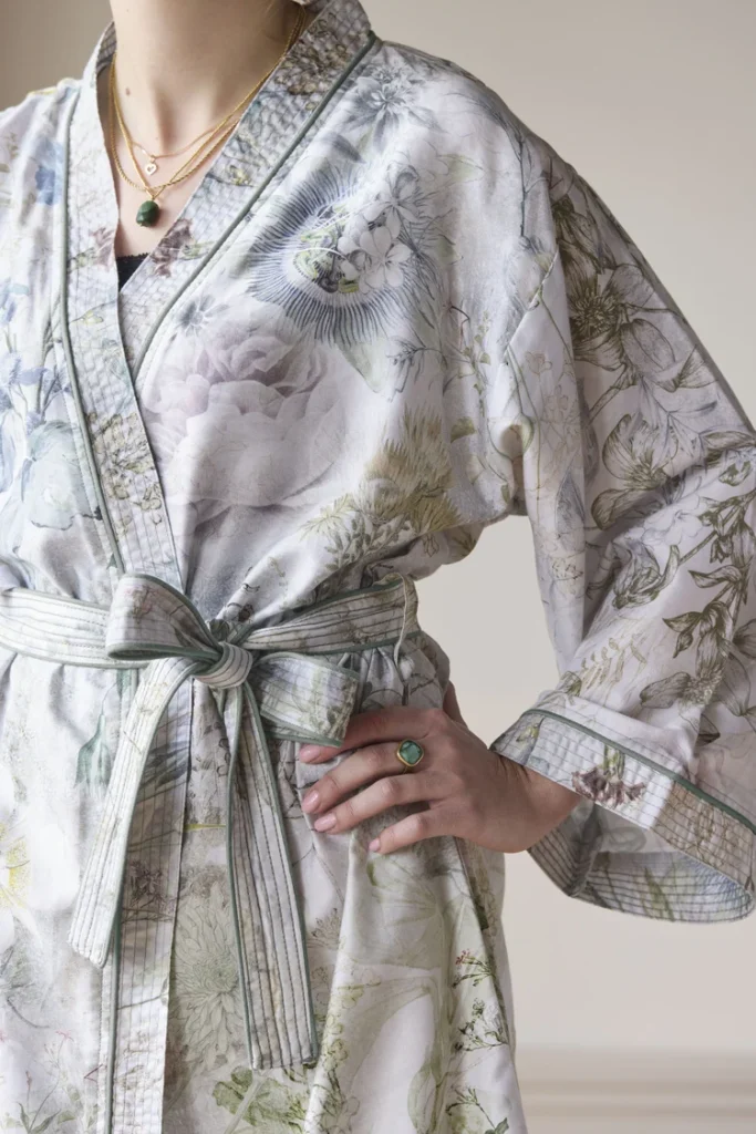 kimono